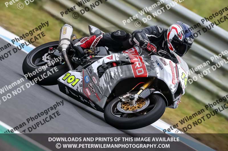 estoril;event digital images;motorbikes;no limits;peter wileman photography;portugal;trackday;trackday digital images